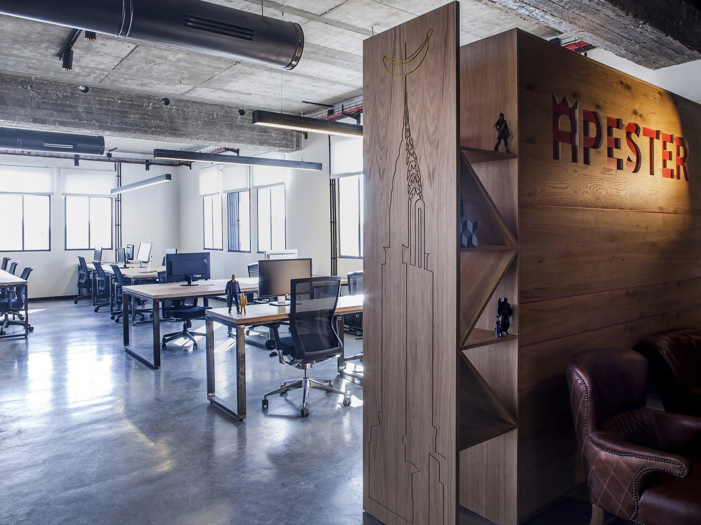 空间叙事大师课：合肥半山装饰打造风格化办公场域实践录(图5)