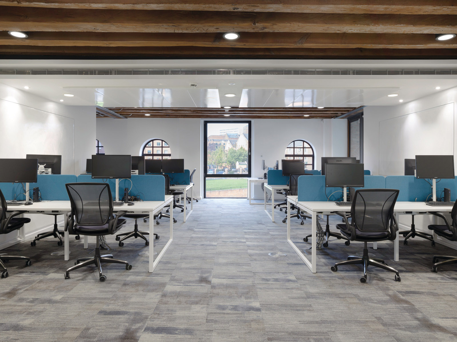 合肥办公楼装修专家：一站式专业设计与施工服务(图2)