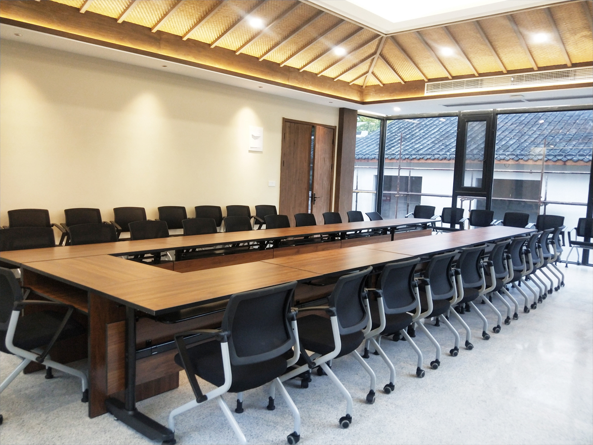 厵村整栋2900m²自然原木风办公楼装修案例(图11)