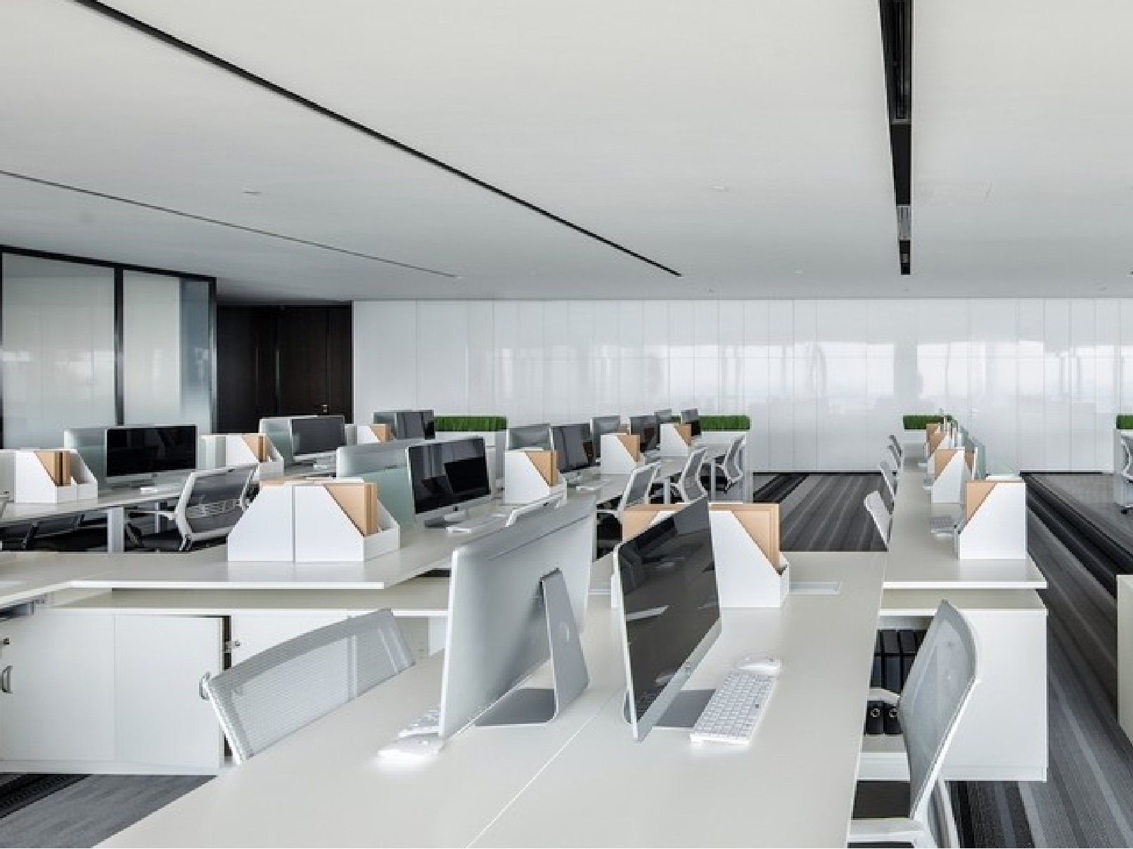 半山装饰带你了解员工开放办公区如何装修设计(图1) 半山装饰带你了解员工开放办公区如何装修设计(图1)