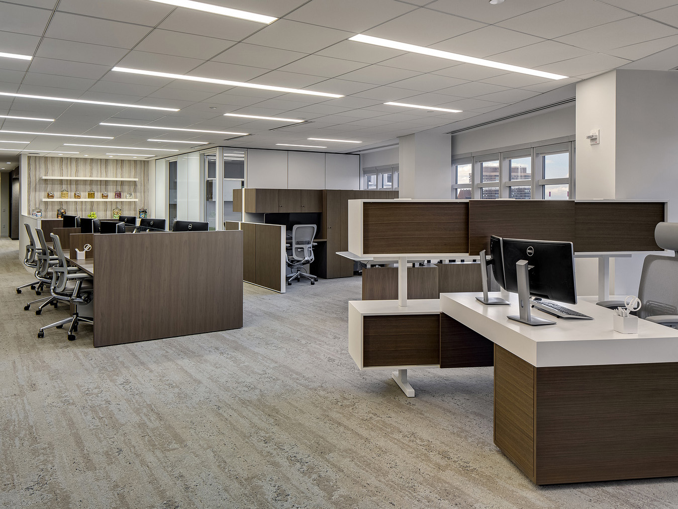 合肥政务区2600平方现代简约风办公室装修设计项目(图3) 合肥政务区2600平方现代简约风办公室装修设计项目(图3)