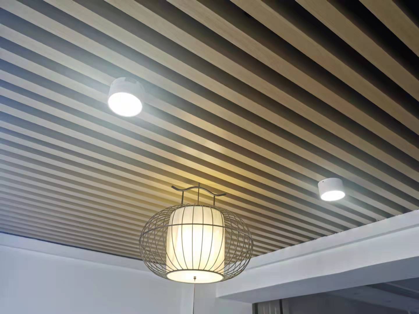 合肥装修公司-装修有多少种吊顶？分别的是特点是什么？(图1)